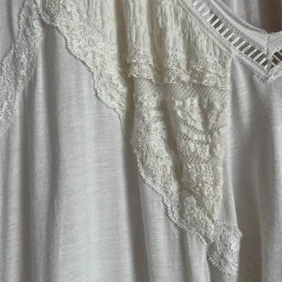 Free People White Top - Picture 2 of 7